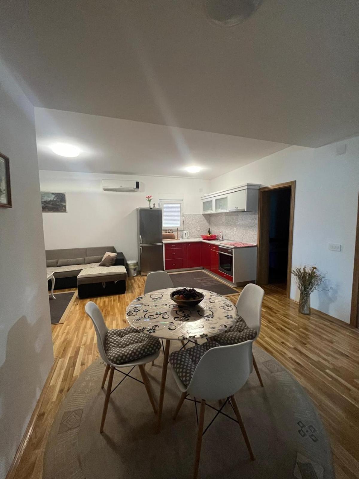 Apartmani Markic Неум Экстерьер фото