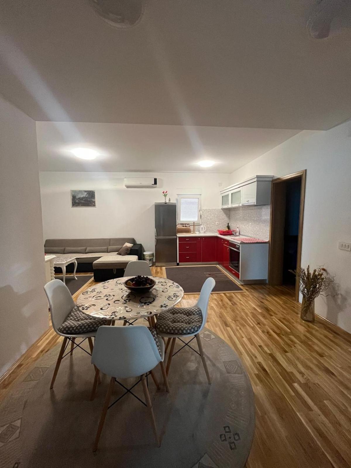 Apartmani Markic Неум Экстерьер фото